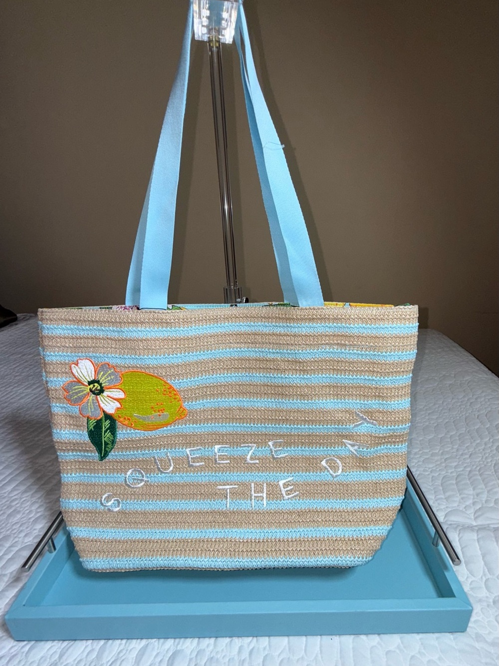Vera Bradley “Squeeze the Day” Woven Beach Tote - Picture 2 of 10
